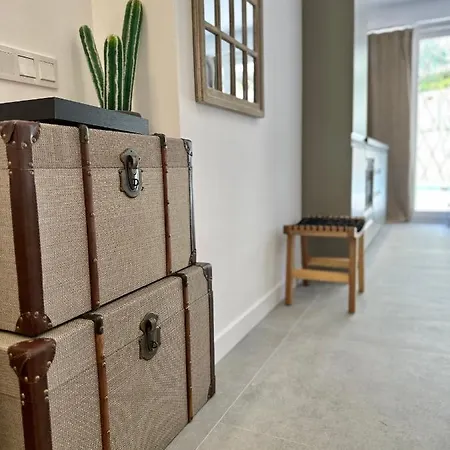 Loft 18 Beachfront Center Hotel apartamentowy