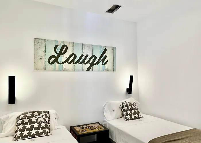 Loft 18 Beachfront Center