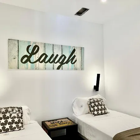 Loft 18 Beachfront Center