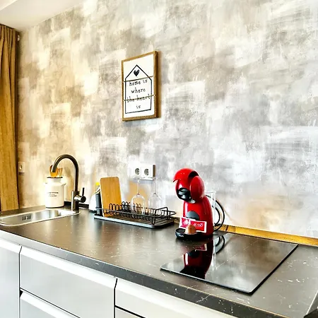 Апарт-готель Loft 18 Beachfront Center