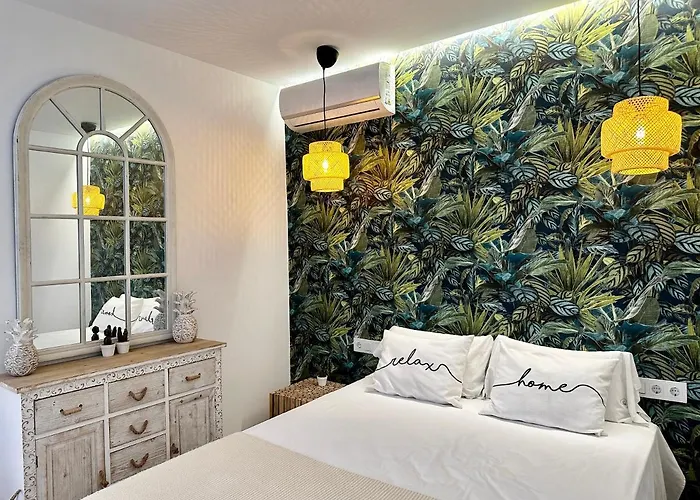 Loft 18 Beachfront Center