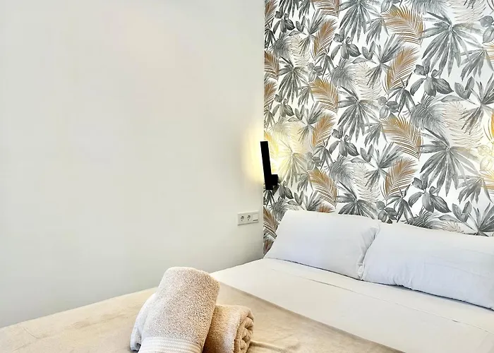 Loft 18 Beachfront Center Apartahotel