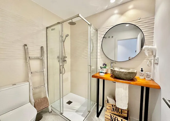 Loft 18 Beachfront Center 3*
