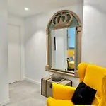 Loft 18 Beachfront Center מלון דירות מארבלה