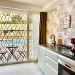 Loft 18 Beachfront Center 3* Marbella