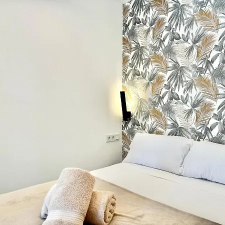 Loft 18 Beachfront Center 公寓式酒店